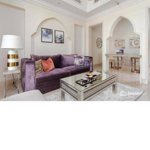 Dream Inn Apartment- Tajer Souk Al Bahar