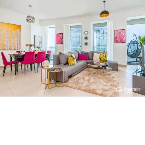 Dream Inn Dubai Apartments- Burj Vista