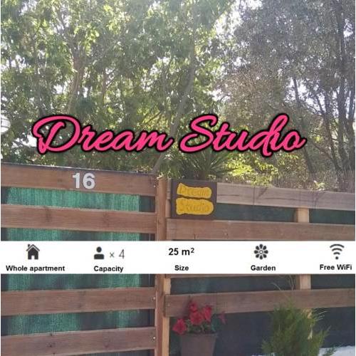 Dream Studio near Athens Airport
