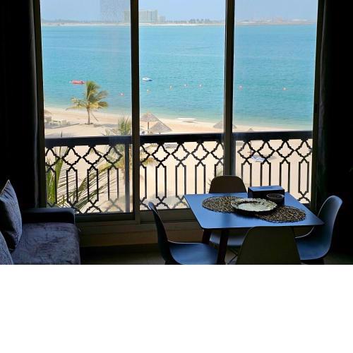 Dream studio panoramic beach and sea view