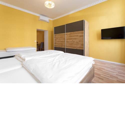 Drei-Personen-Apartment