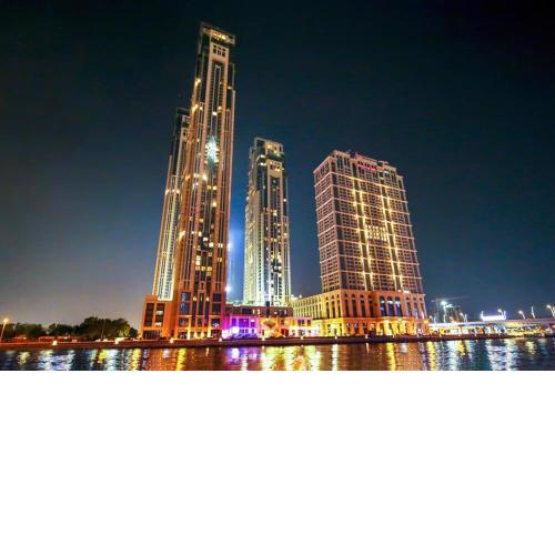 Dubai Canal View 1 Bedroom Premium Apartment Business Bay - AMN