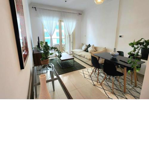 Dubai Marina Cosy Stay
