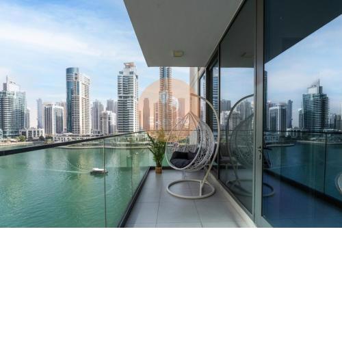 Dubai Marina Waterfront by EasyGo