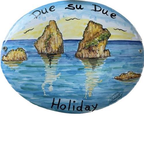 Due Su Due Holiday