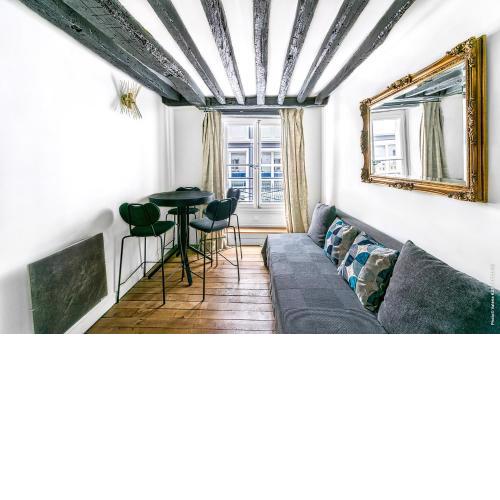 Dupleix Vivienne Apartment by B'Your Home