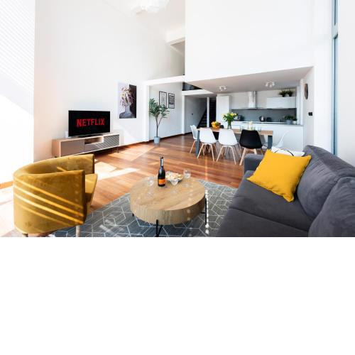 Duplex apartment with three bedrooms in the city center