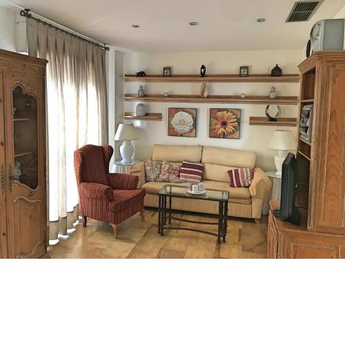 Dúplex con patio junto al centro