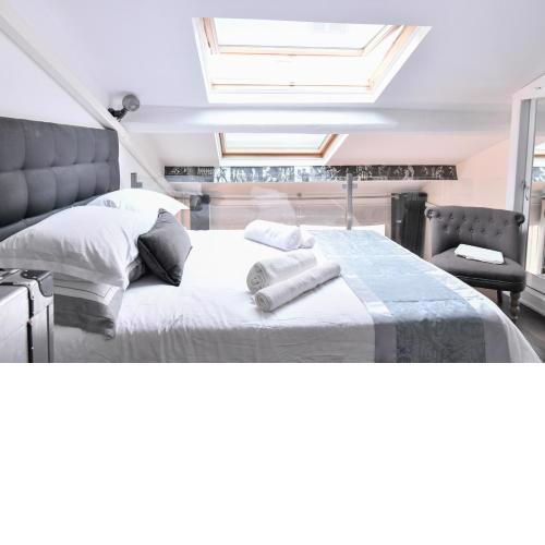 Duplex Design & Moderne en plein cœur de Paris