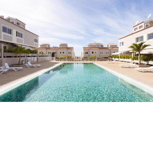 Duplex El Jable with pool and sea view