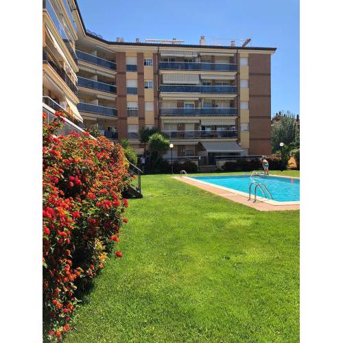 Duplex Penthouse Comfortable Family Home, Parking