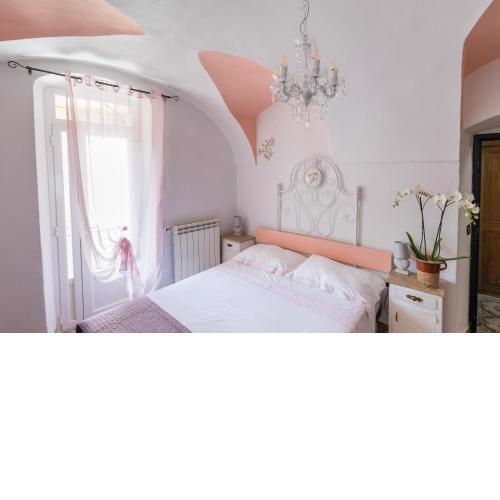 DUSSAIGA - Camera Delle Rose