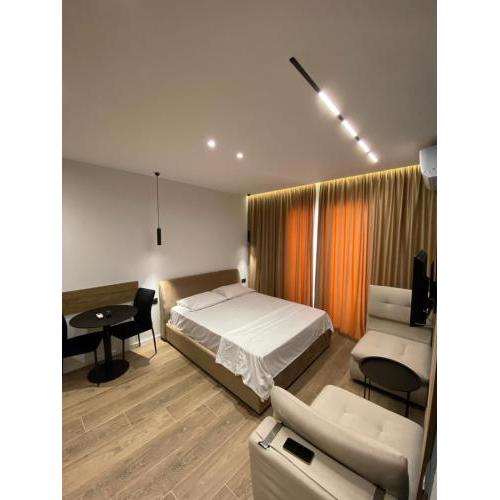 E Apartment