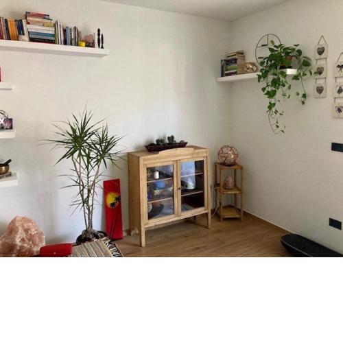EASY-HOUSE