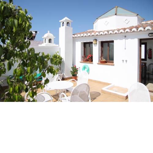 Easy Nerja Guesthouse