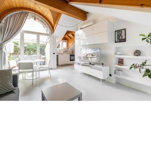 Easylife - Incantevole abitazione in zona Isola