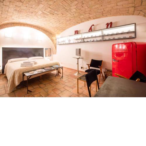 Eats & Sheets Colosseo Hidden Gem