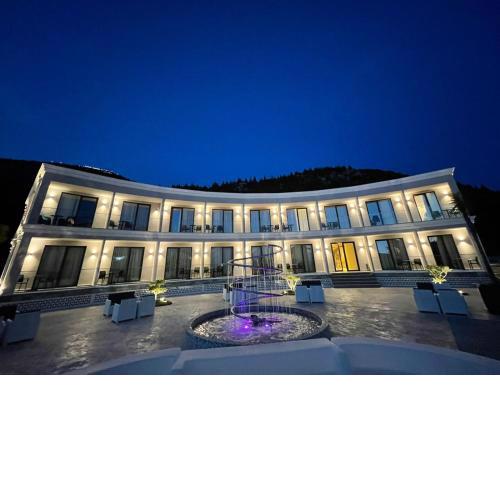 EBBI HOTEL
