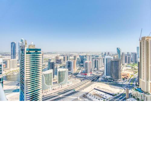 Eccentric 1BR at The Signature Downtown Dubai by Deluxe Holiday Homes