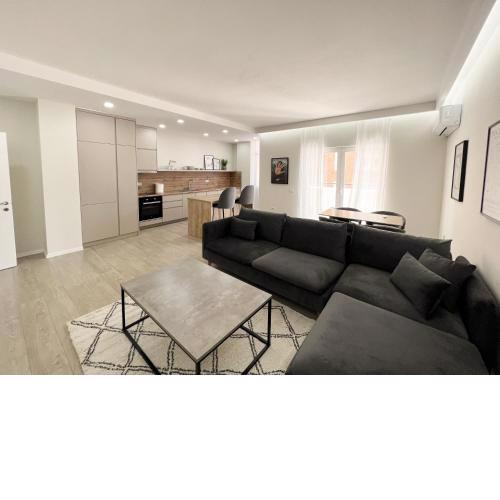 Eclectic 2BR in the Bllok - Nook