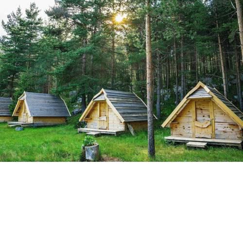 Eco Camp Chalets pod gorom