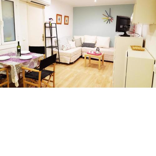 Economic Rambla Suites