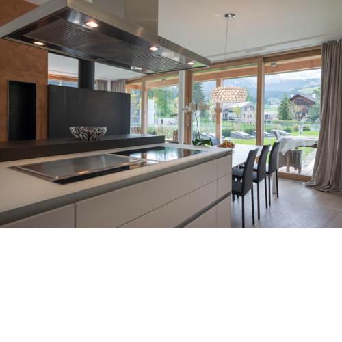 Edelweiss Mountain Suites 04-01