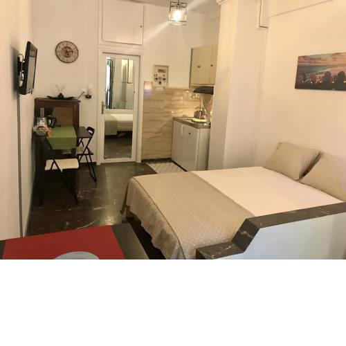 Edem Riviera Studio,close to beach,in Paleo Faliro