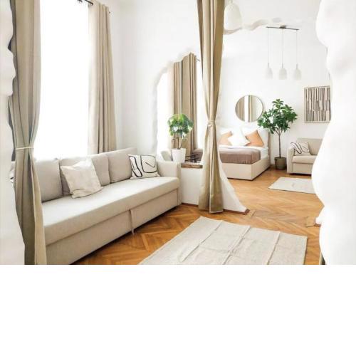 Eden Garden Apartment with Terrace & BBQ