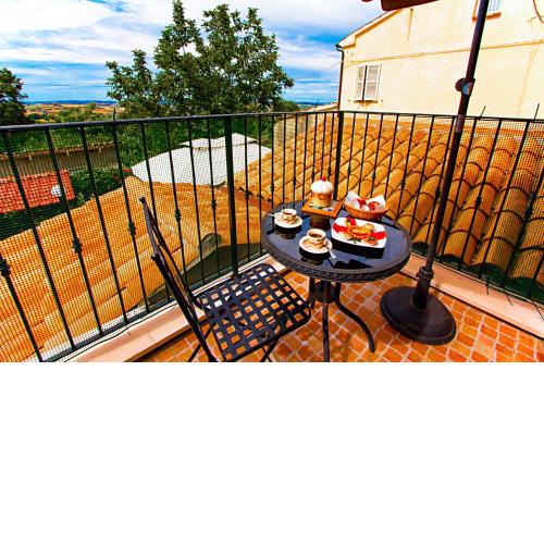 Eden Lilli B&B