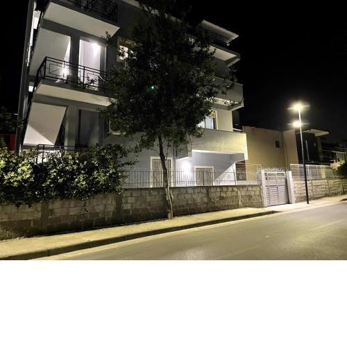 Edlira Apartments