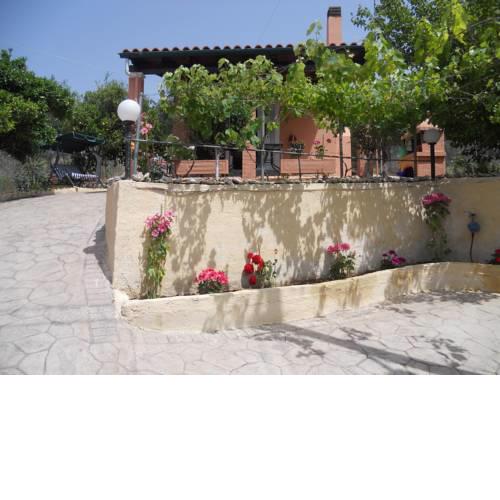 Effi House