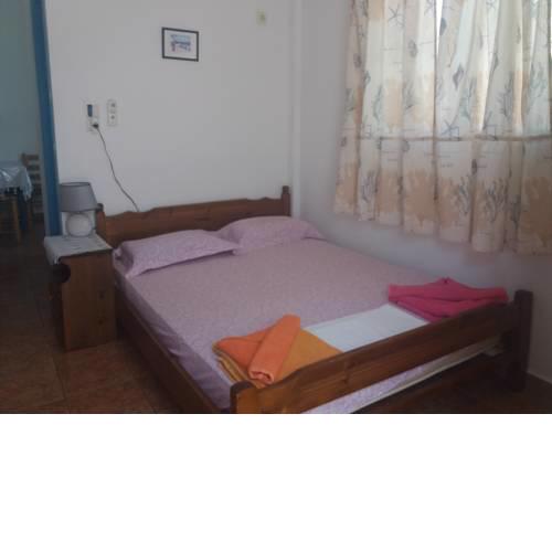 Eftichia Rooms & Studios