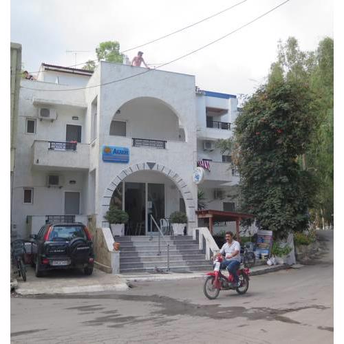Egeon Rooms and Studios