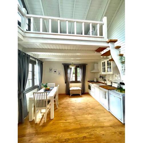 Egeos Lake House