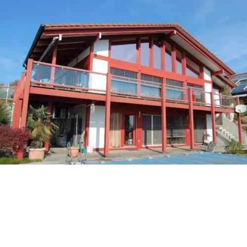 Einfamilienhaus, Kurzzeitmiete mit schöner Aussicht, Hohe Räume