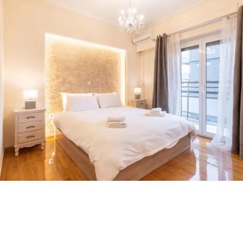 Eirini's Beauty 55sqm, 5' metro mall