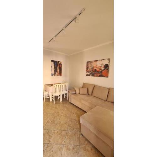 EJA's Beach Apartment