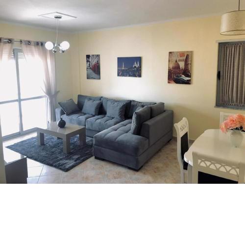 EKA Luxury One-Bedroom Apartment