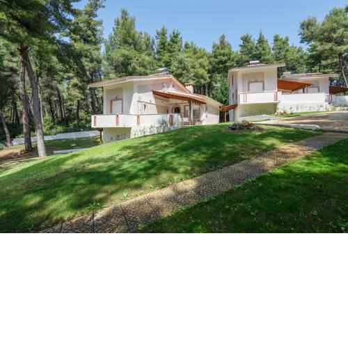 Ekatis Houses