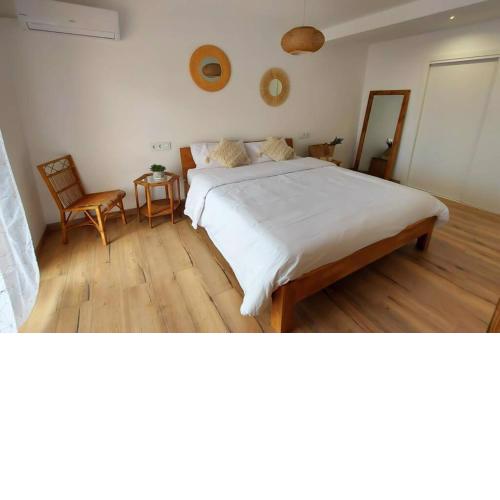 EL ALEMÁ I. Apartamento de diseño en Gandía.
