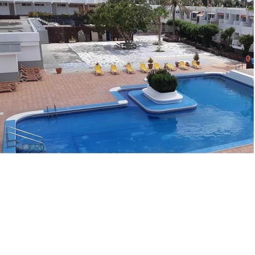 El Chaparral F2 Pool view