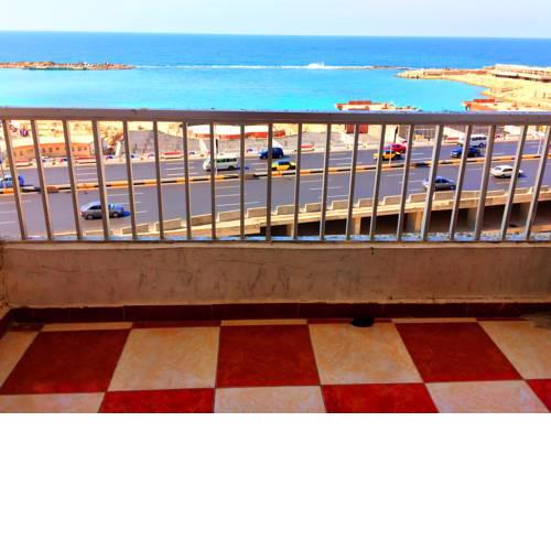 El-Moshir Apartment - Sea View - 5 Stars