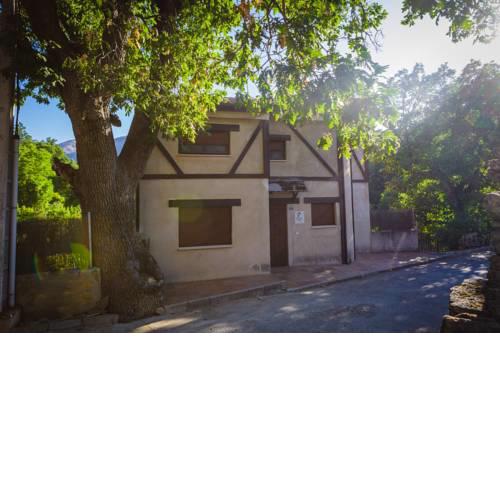 El Roble Mocho