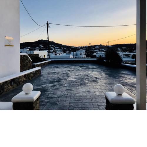 Eleftheria Hotel & Apartments
