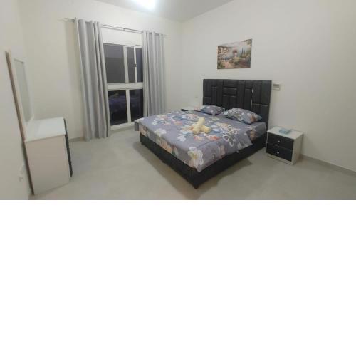 Elegant 1 Bedroom Hall