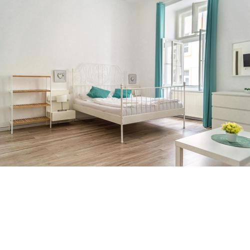Elegant 1BR Apt. - Great for Long Stays