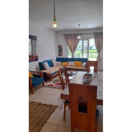 Elegant 2 room chalet with garden