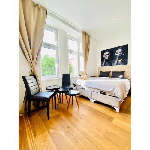 Elegant 2BR Apartment with Balcony Near Millennium City