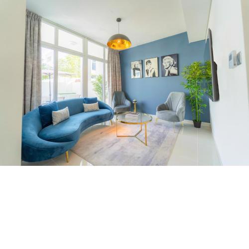 Elegant 3BR Villa with BBQ & Private Garden